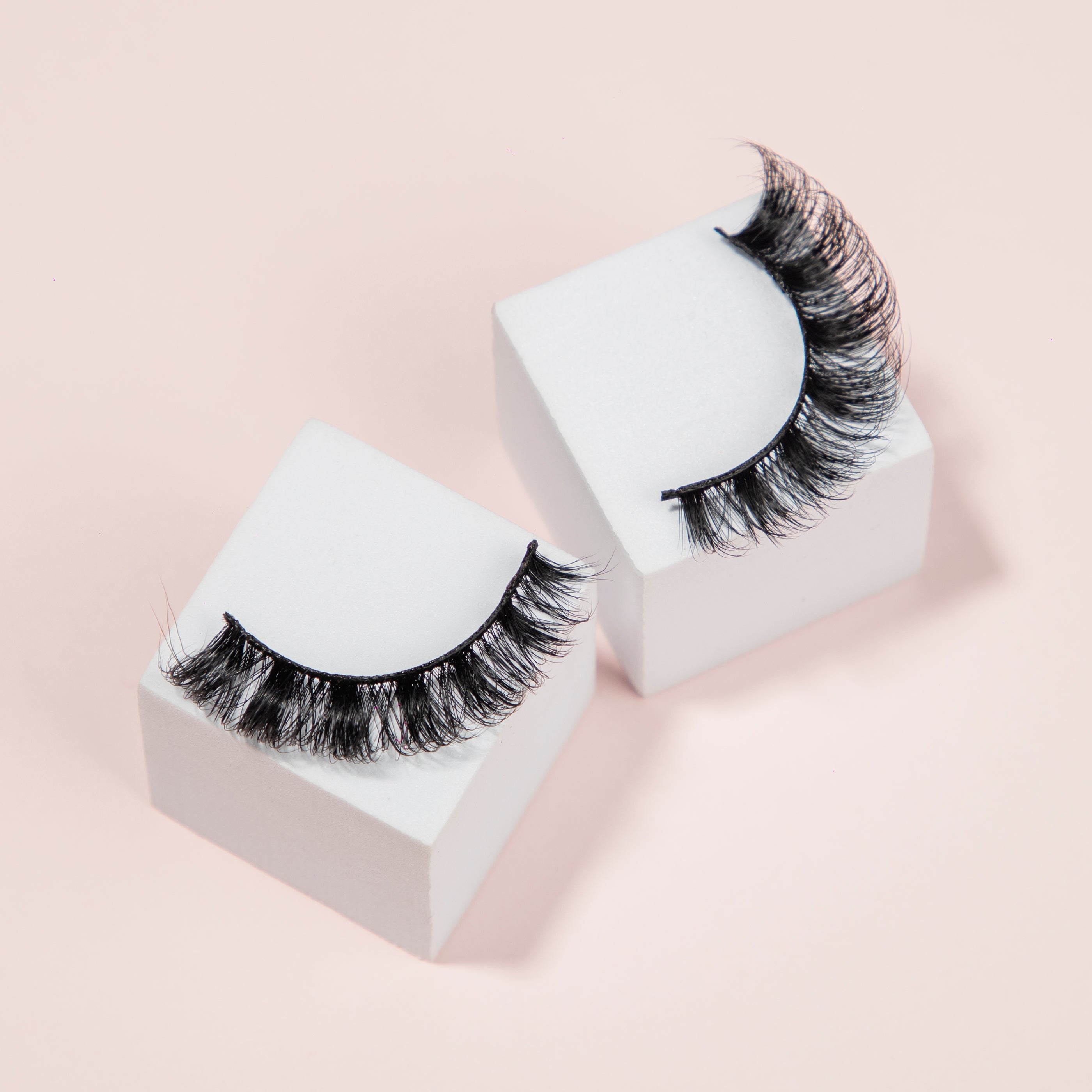 Scorpio - Eyelashes