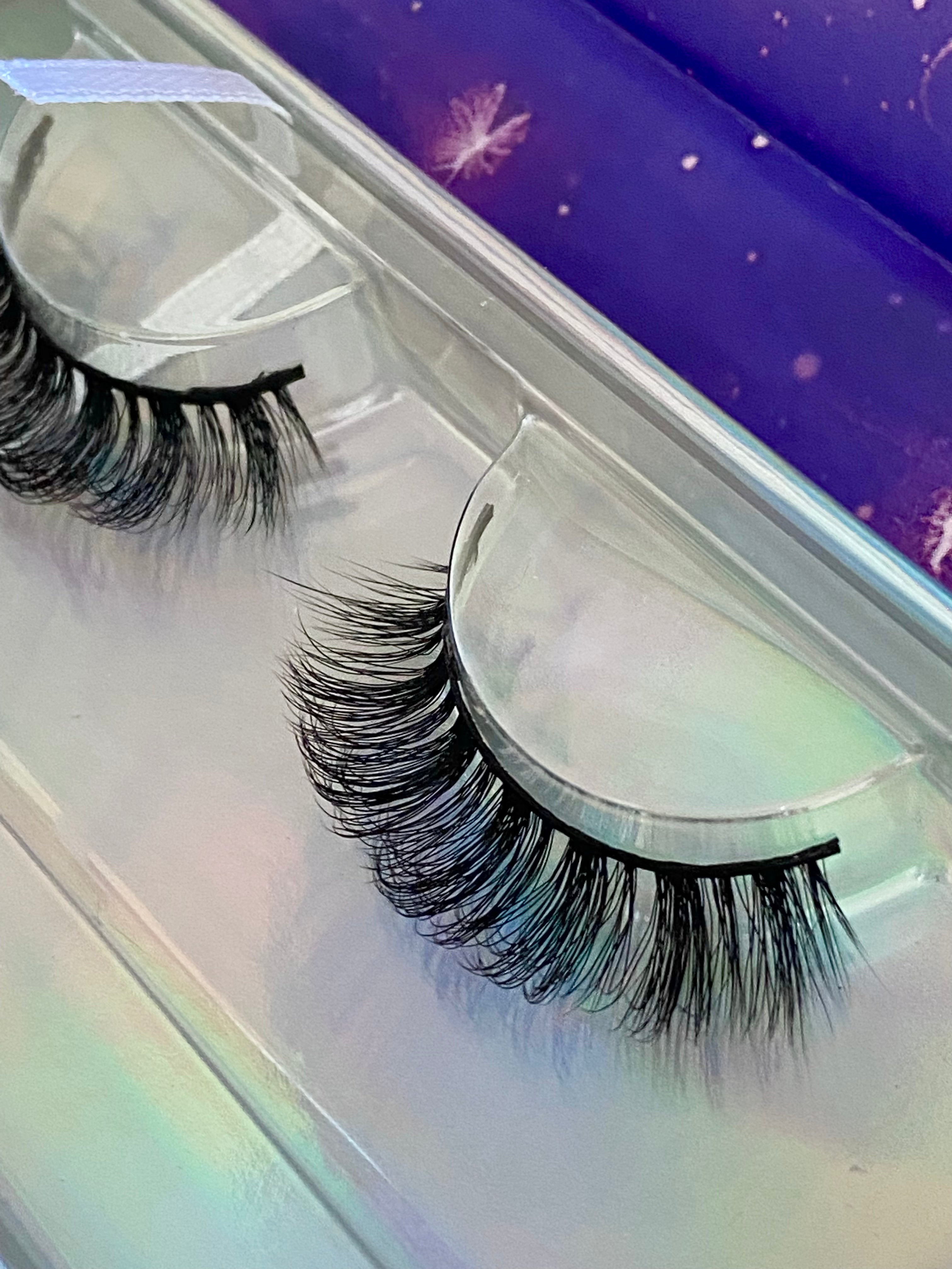 Aesthetic Eyelashes